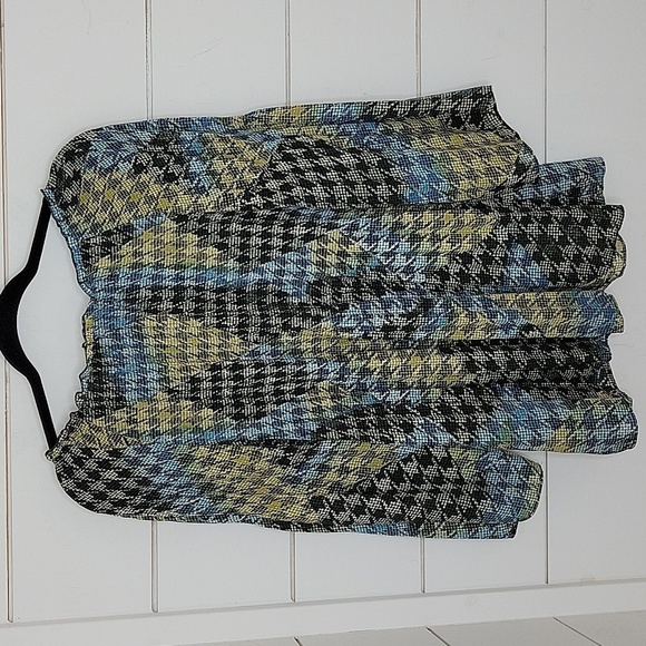 FLORAL & IVY large flowy blouse - Picture 2 of 5